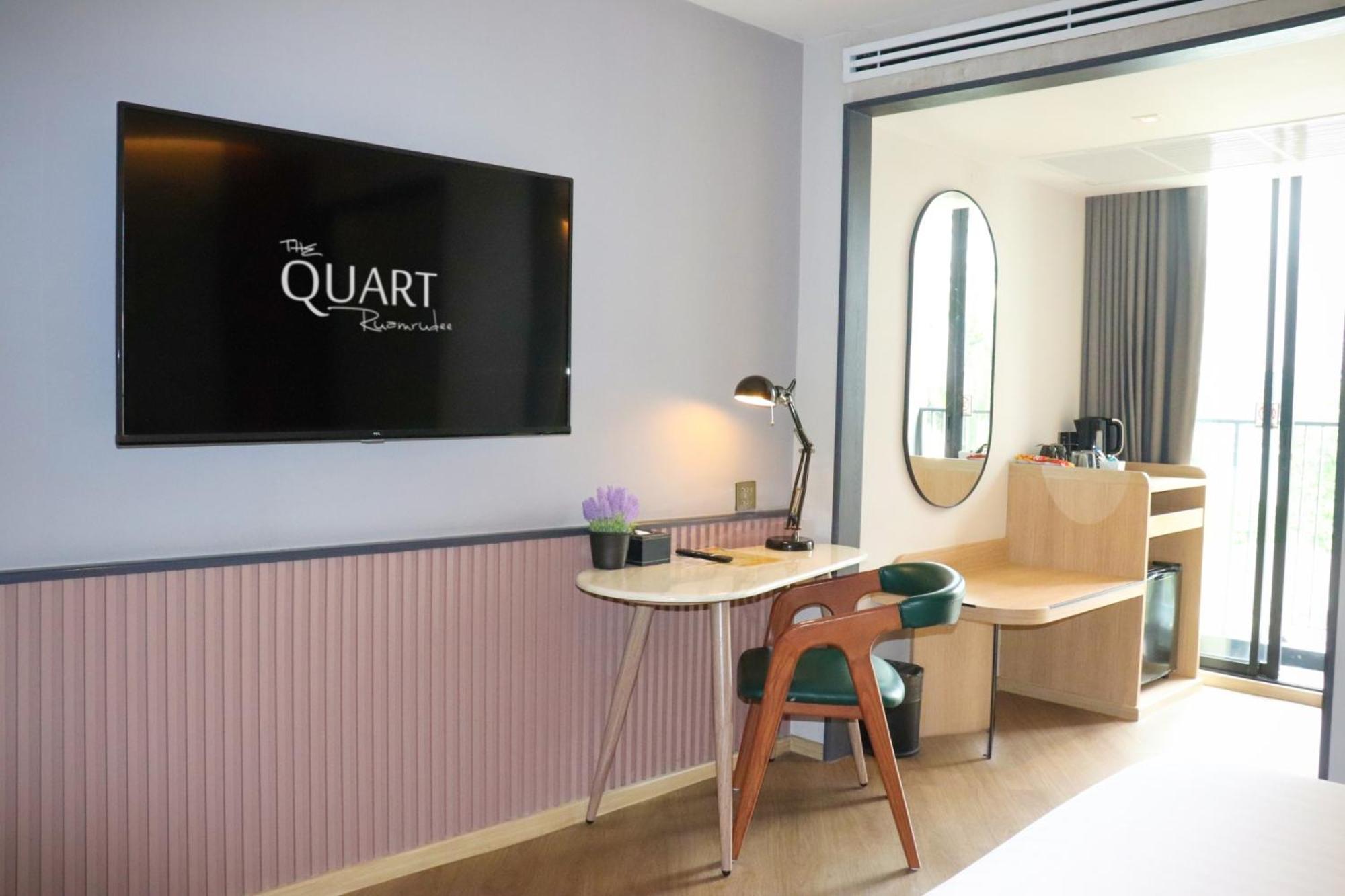 Hotel The Quart Ruamrudee By Uhg à Bangkok Extérieur photo